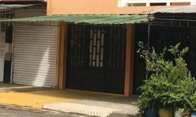 Vendo Hermosa Casa D...