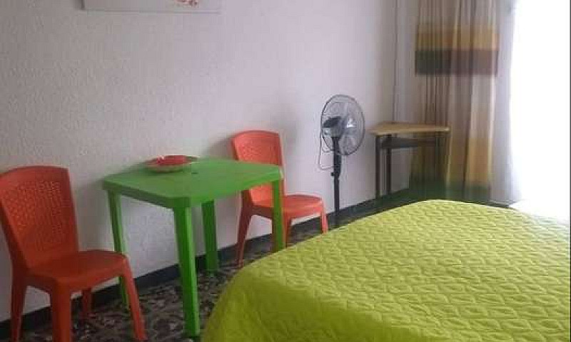 Se Arrienda Habitaci...