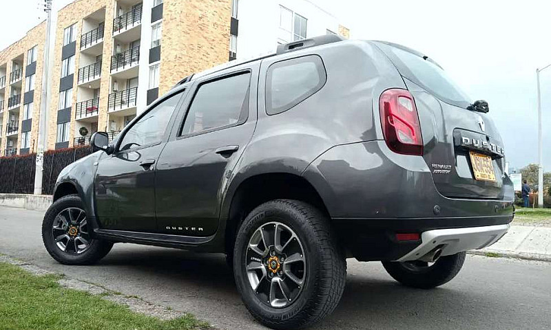 Renault Duster Dinám...