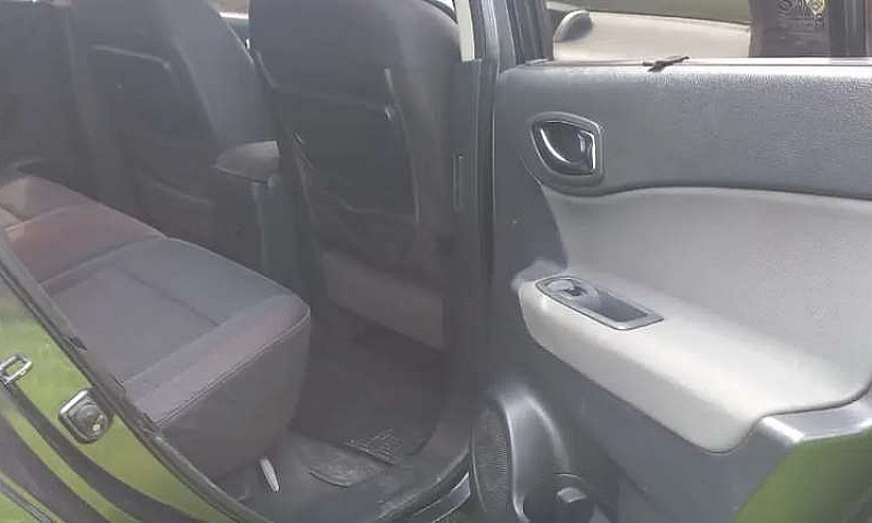 Vendo Hermosa Renaul...