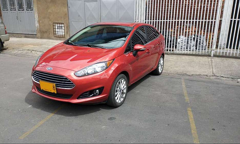 Ford Fiesta Titanium...