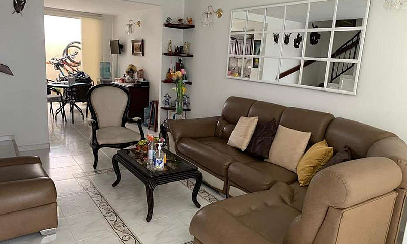 Casa Conjunto Los Tu...