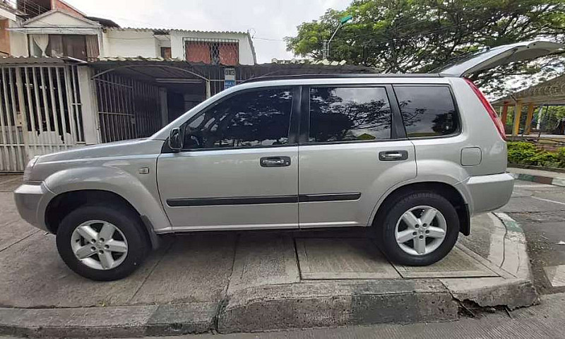 Nissan X-Tril Automá...