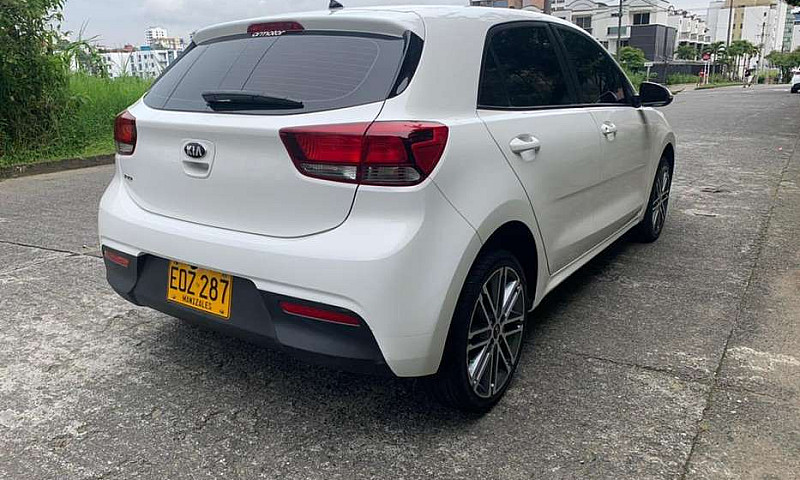 Kia Rio Vibrant...