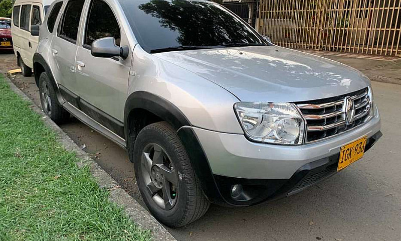 Vendo Renault Duster...