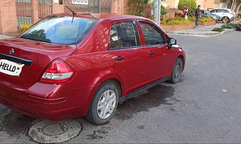 Nissan Tiida 1.8 Sed...