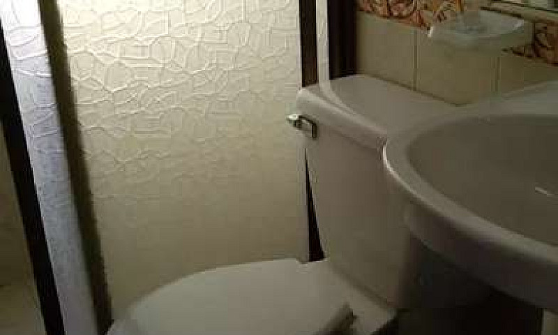 Arriendo Hermosa Hab...