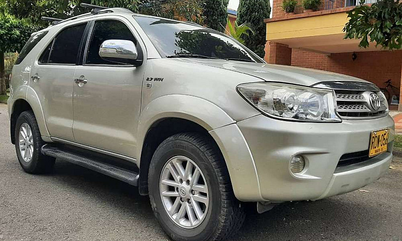 Se Vende Toyota Fort...