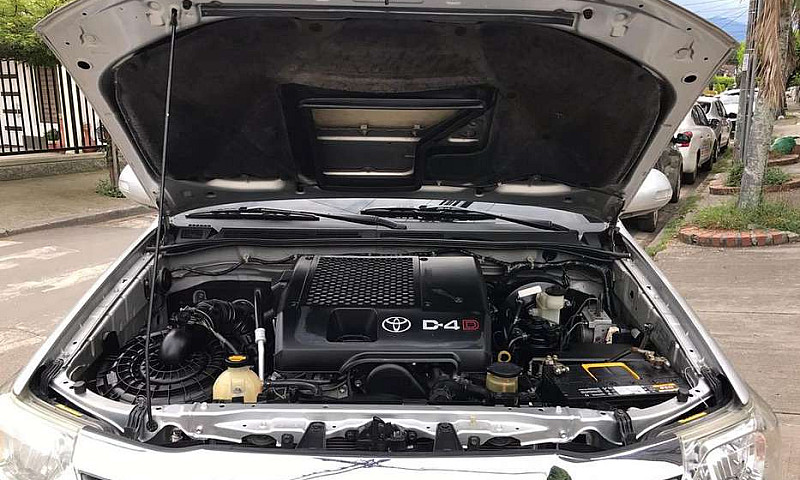 Toyota Fortuner Turb...