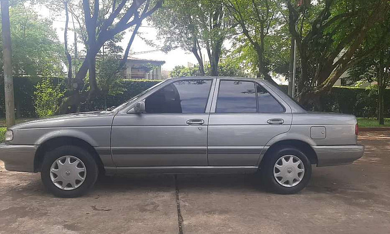 Nissan Sentra B13 Au...