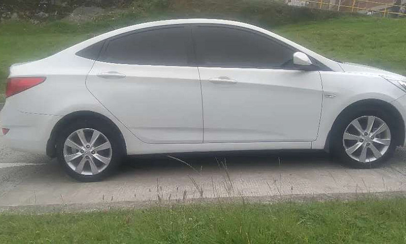 Hyundai Accent I25 1...