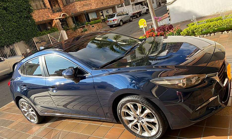 Mazda 3 2017 Touring...