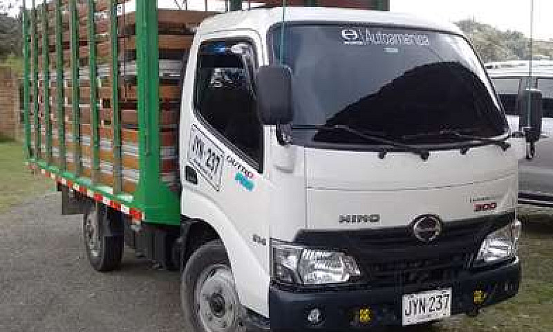 Se Vende Hino 300 Du...