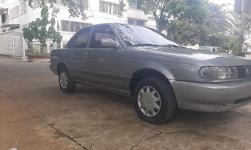 Nissan Sentra B13 Au...