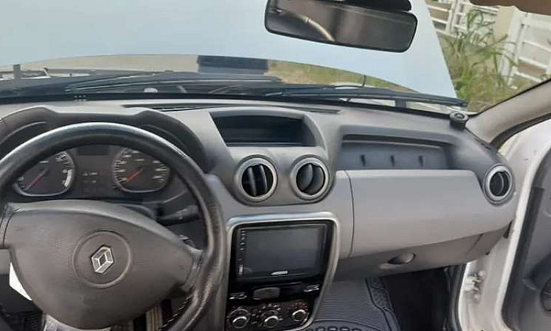 Renault Duster 2013...