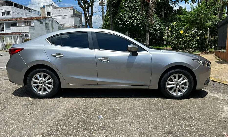 Mazda 3 Skyactiv...