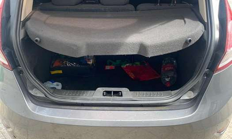 Se Vende Ford Fiesta...