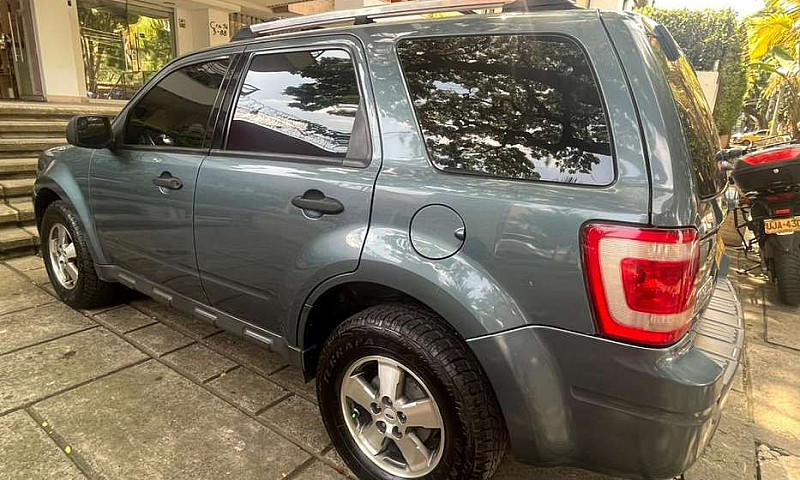 Ford Escape Modelo 2...