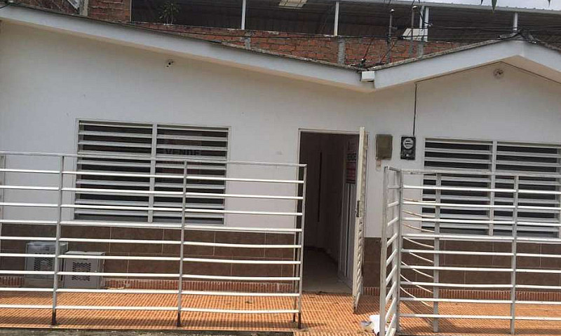 Casa Esquinera Barri...