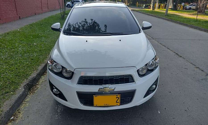 Chevrolet Sonic 2014...