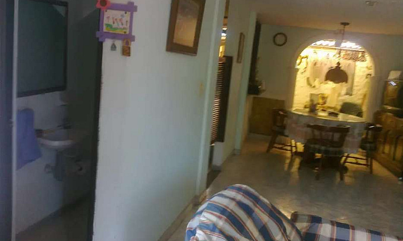 Se Vende Casa...