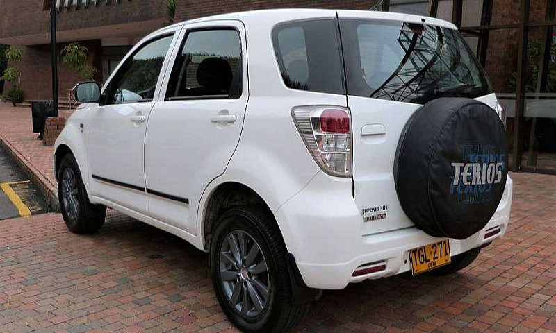 Daihatsu Terios 2012...