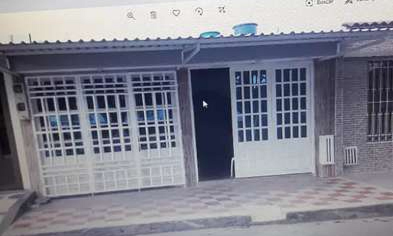 Casa Con Local En Av...