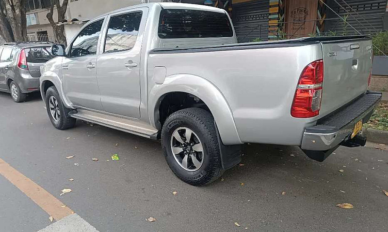 Toyota Hilux 2013 Di...