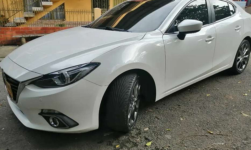 Mazda 3 Grand Tourin...