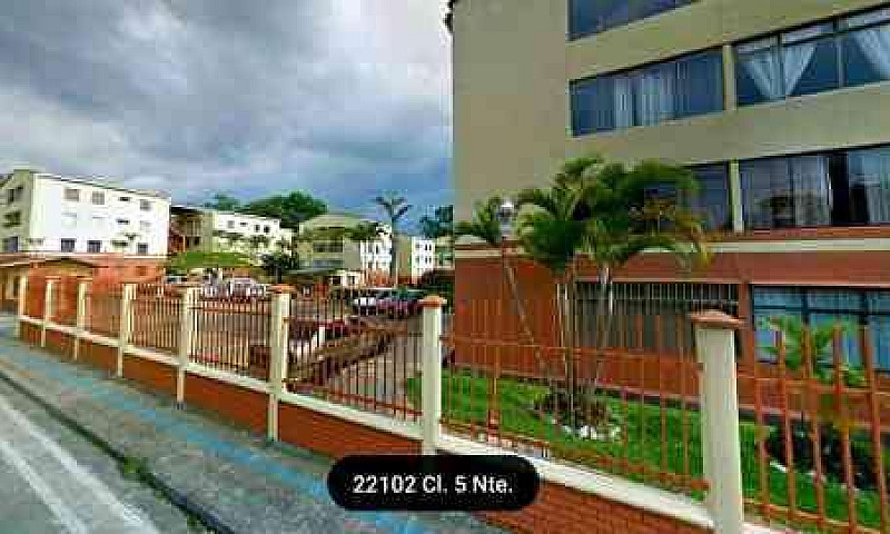 Barrio Yulima.   Cer...