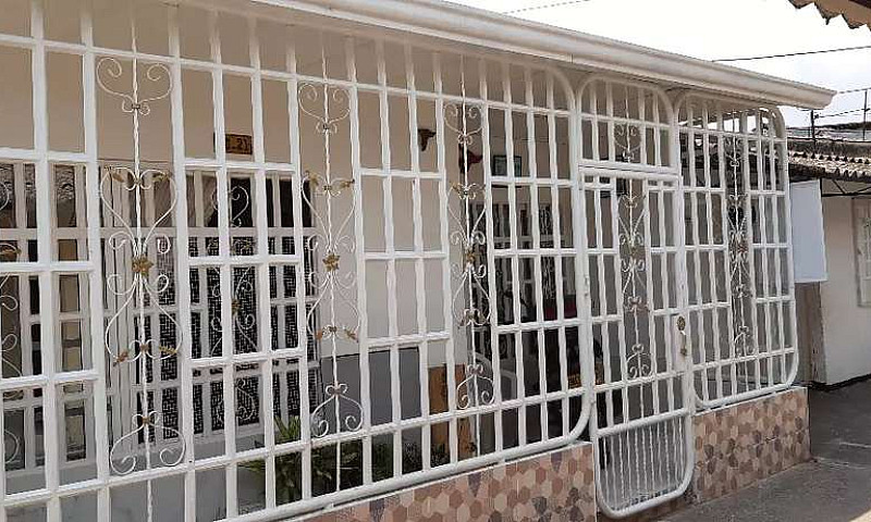 Vendo Hermosa Casa E...