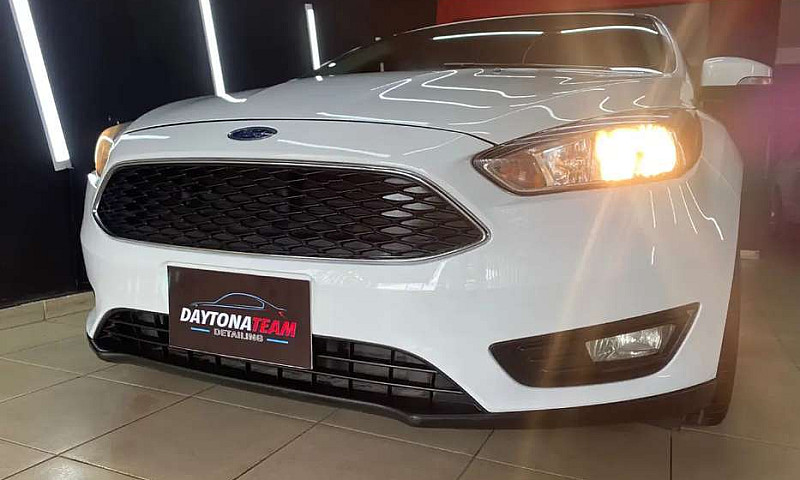 Se Vende Ford Focus ...