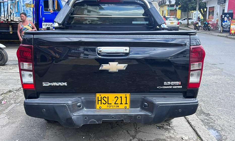 Vendo Chevrolet Dmax...