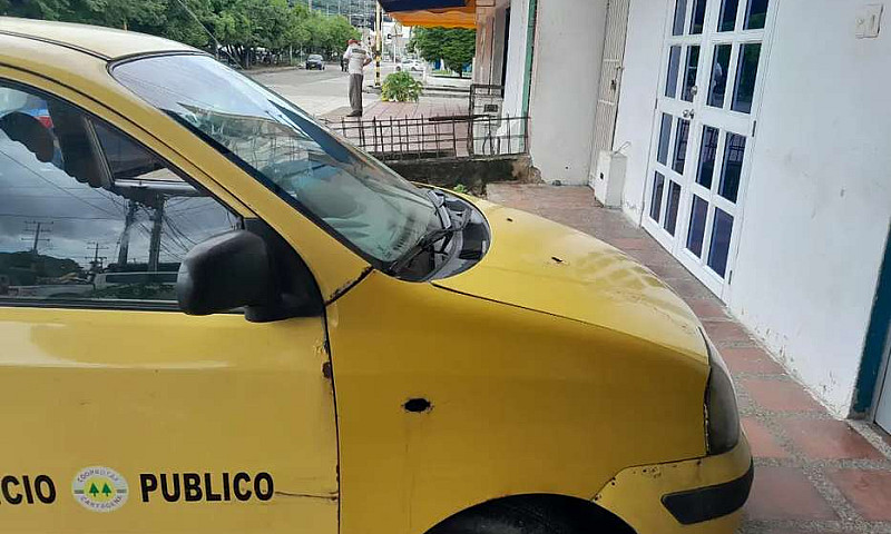 Vendo Taxi Atos Mode...