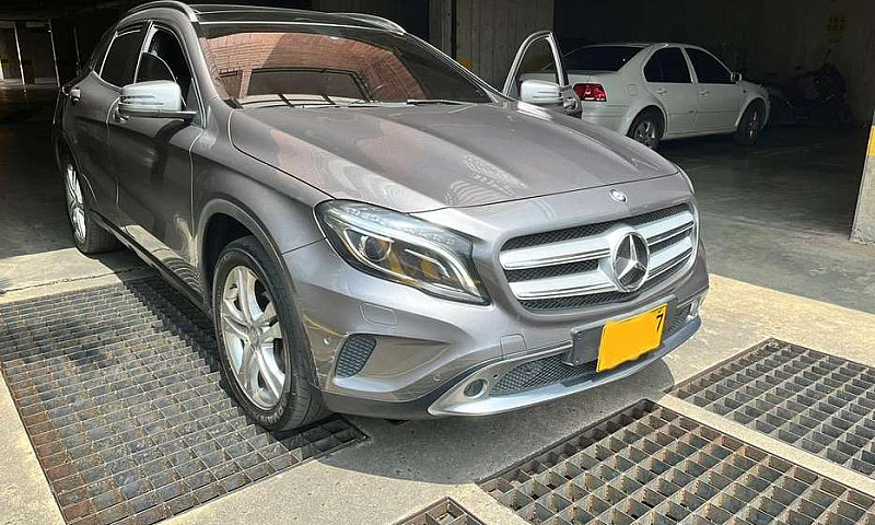 Vendo Mercedes Benz ...