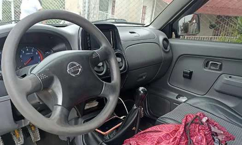 Nissan Frontier Gaso...