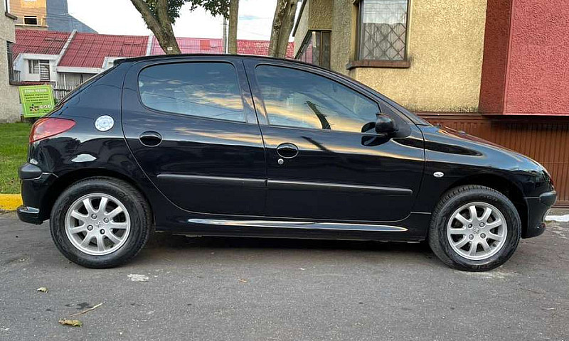 Peugeot 206 Full Equ...