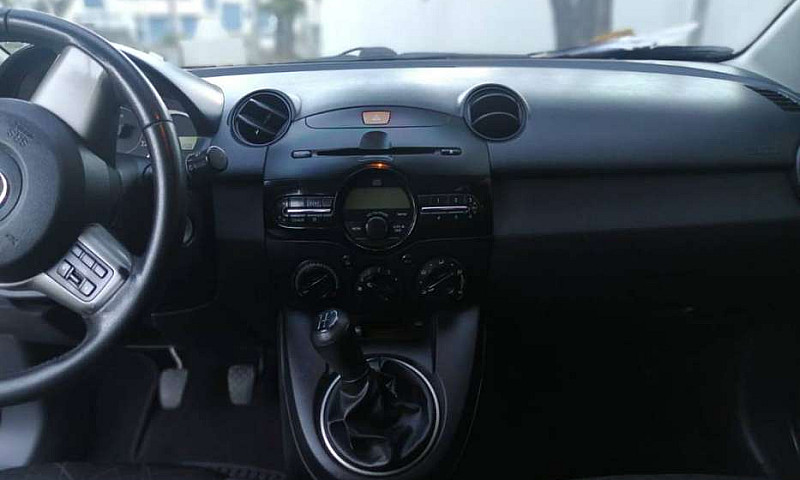 Mazda 2 Mod. 2011...