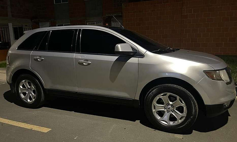 Vendo Ford Edge Herm...