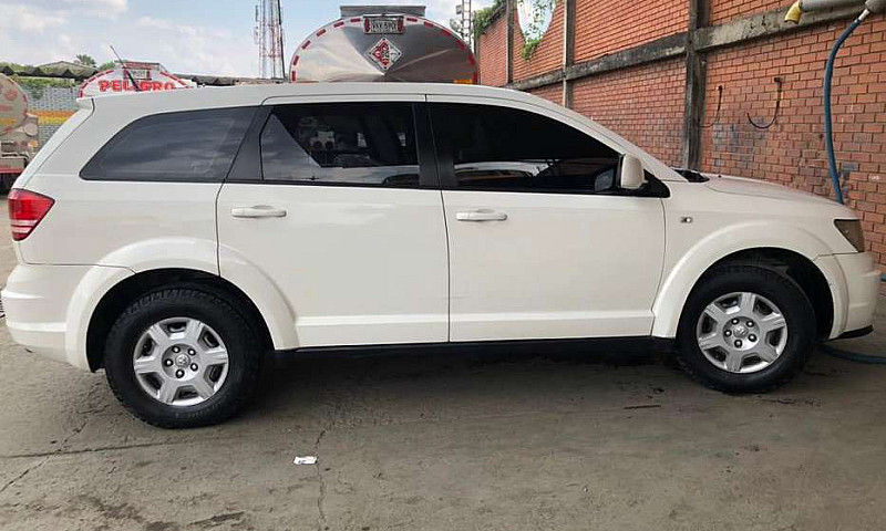 Dodge Journey 2010...