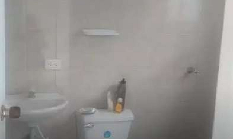 Arriendo Habitacione...