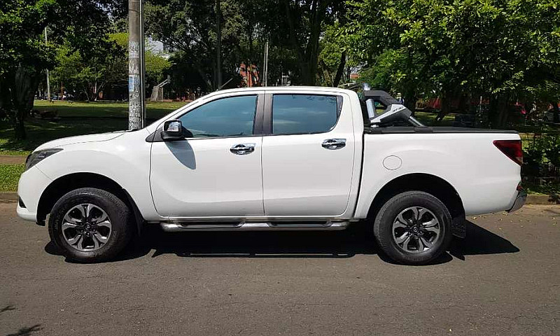 Mazda Bt-50 3.2 Prof...