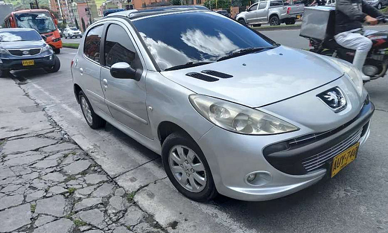 Peugeot 207 Mod 2011...