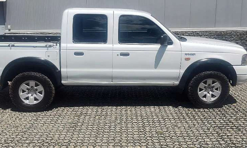 Vendo Camioneta Ford...