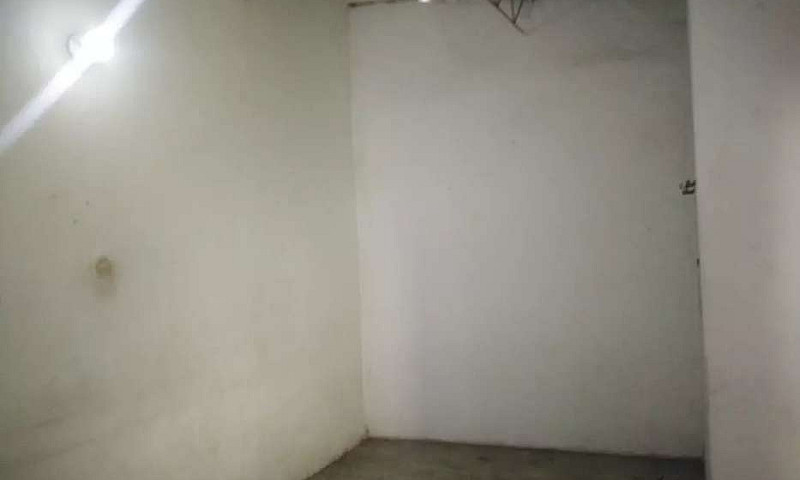 Arriendo Habitación...