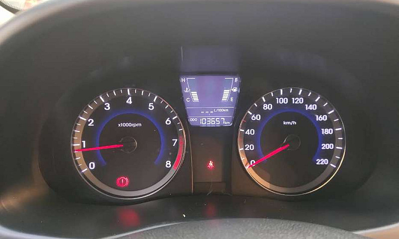 Hyundai Accent I25 M...