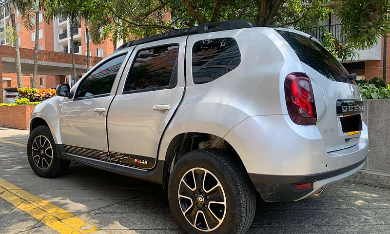 Vendo Renault Duster...