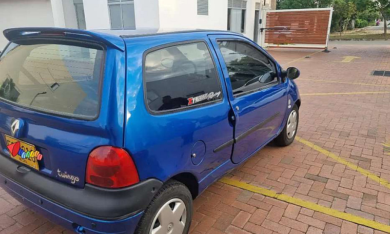 Renault Twingo...