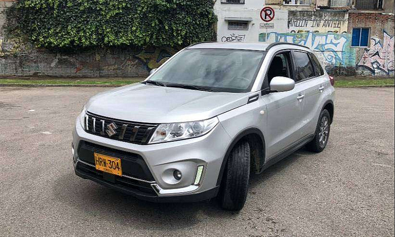 Suzuki Vitara Live 2...