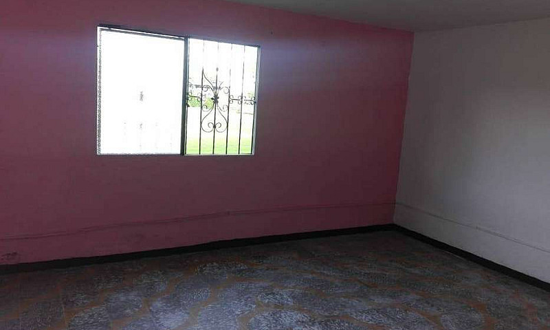 Hermosa Casa Grande,...